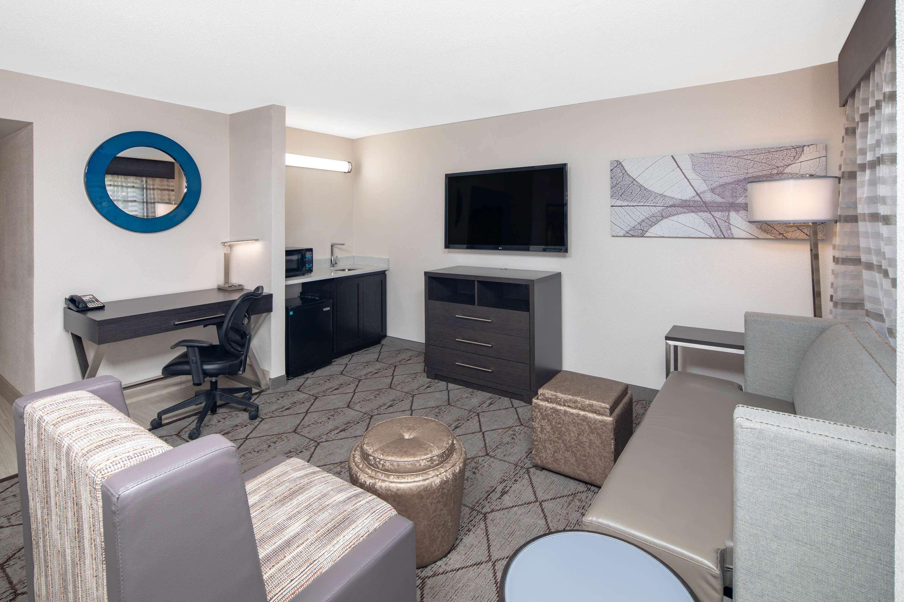 Wingate By Wyndham Greenville Airport Zewnętrze zdjęcie